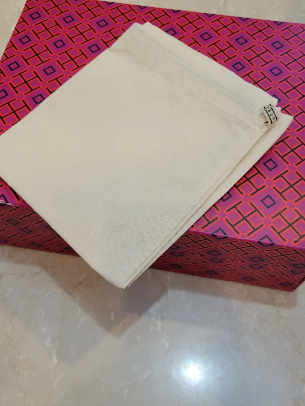 Tory Burch Kira White Sandals with Gold Logo